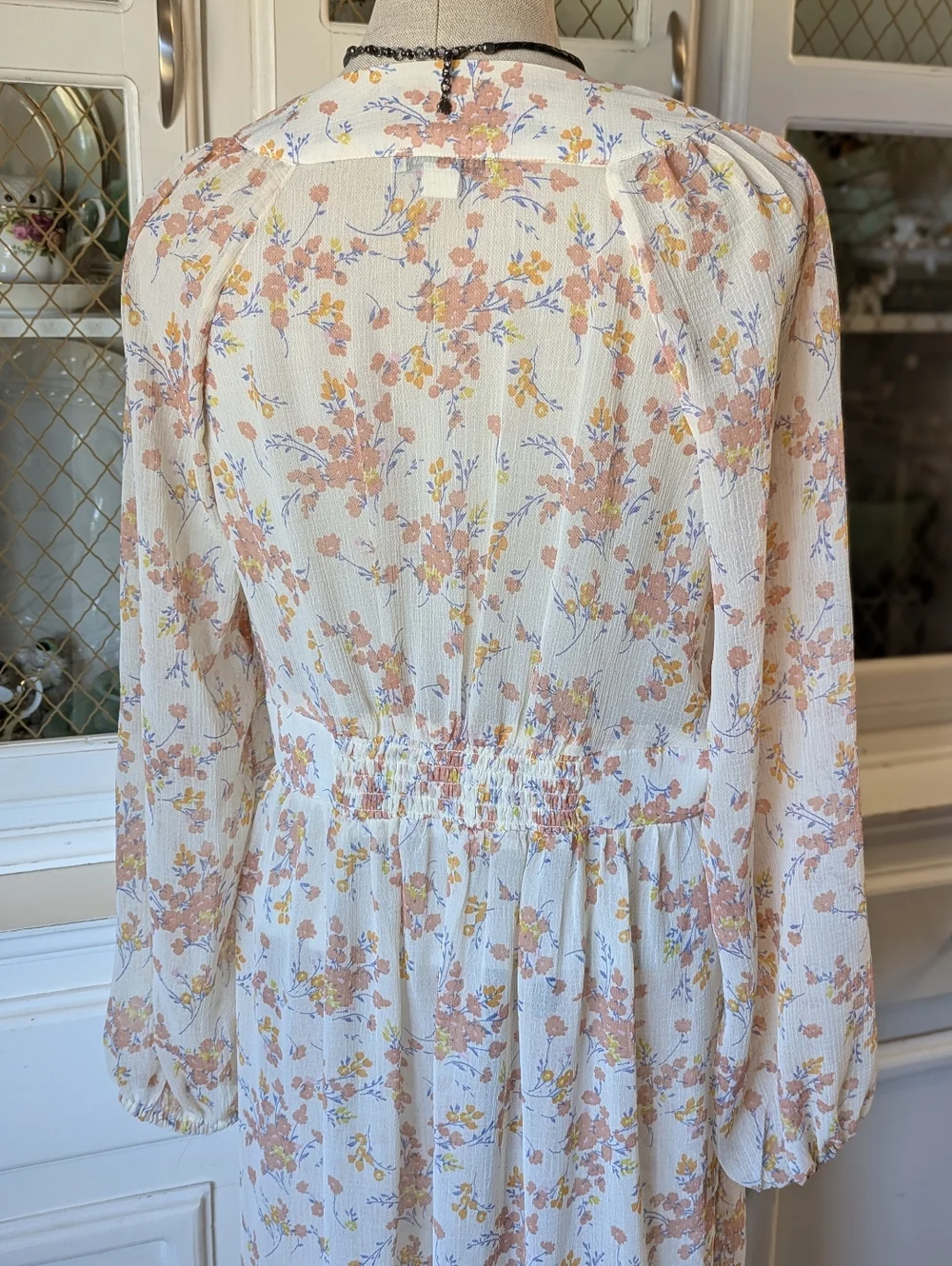 AE Women's Sheer Floral Tie-Front Romantic Duster Cream & Dusty Rose Robe - Picture 8 of 9